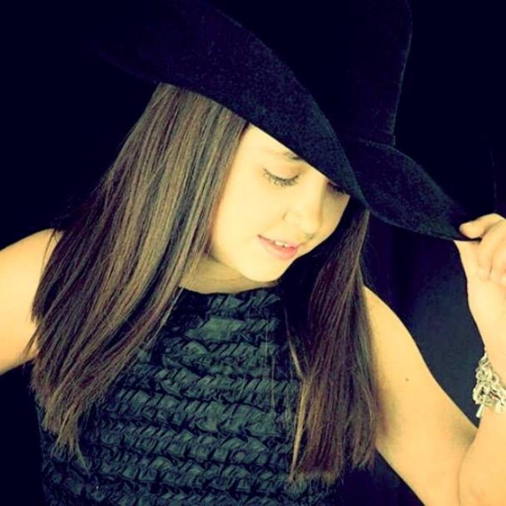 Meet your Posher, Debra